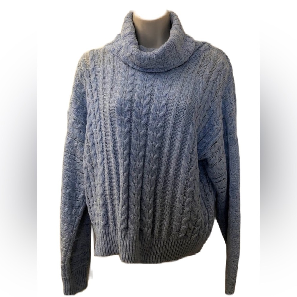 Vintage Richard and Company Women's Light Blue Cable Knit Turtle Neck Sweater XS